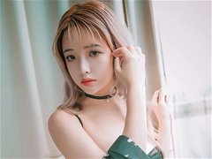 丝足肥臀网红丑袜子大王河豚34D私拍诱惑