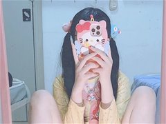 小可爱福利姬@kikikimoji888 尺度视图合集4